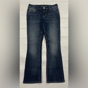 Maurices Flared Jeans Size 6 Short